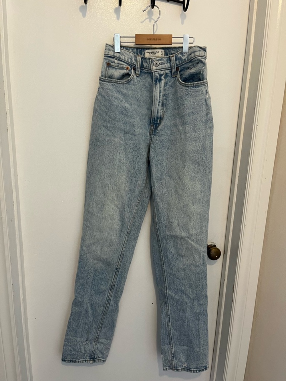 Abercrombie 90s straight ultra high rise curve love long